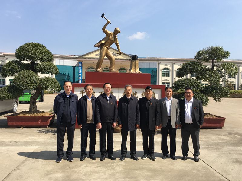 王瑞连走访调研照片2.jpg