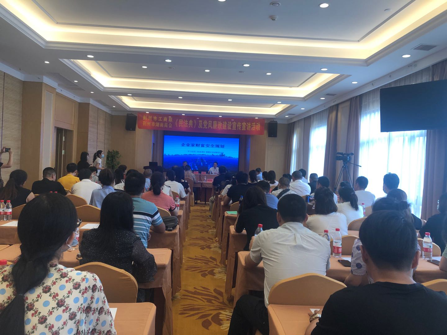 图片2.png 图片2.png