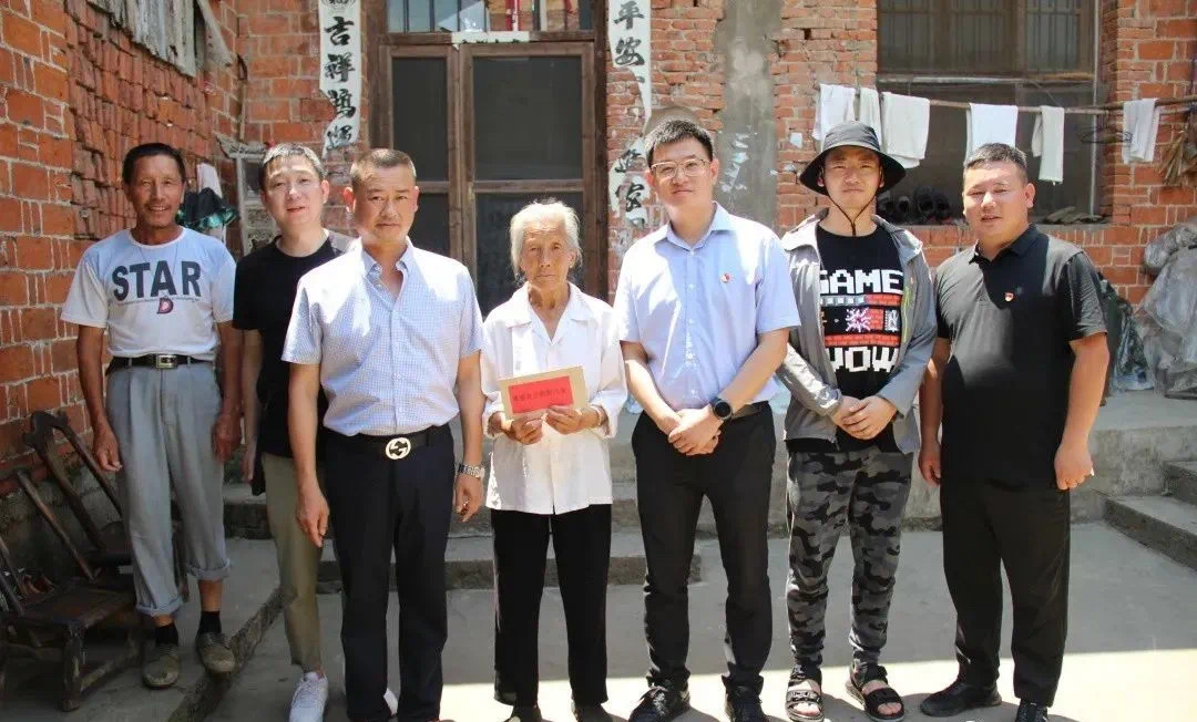 青企联党史2.jpg 青企联党史2.jpg