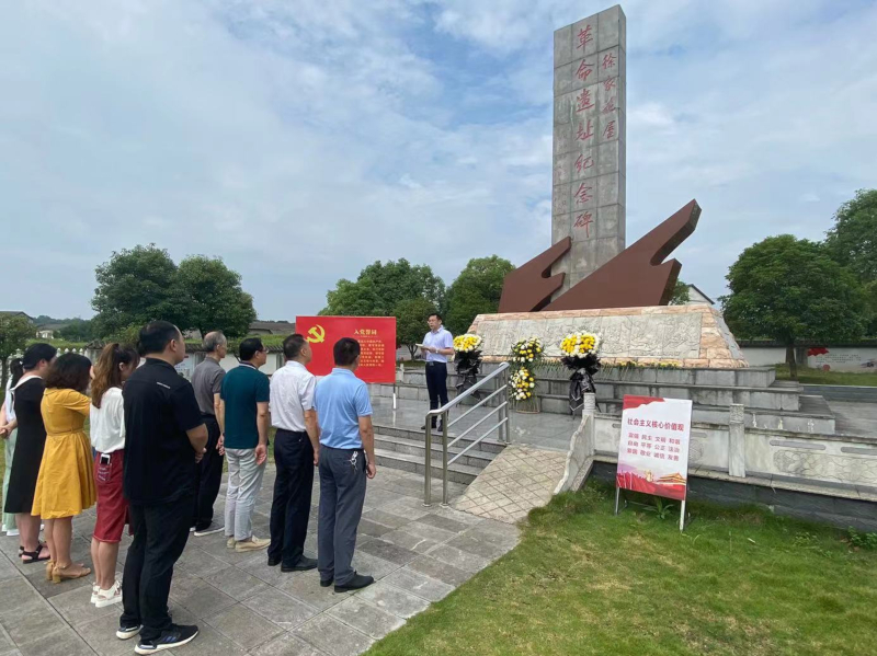 1582759774.jpg 1582759774.jpg